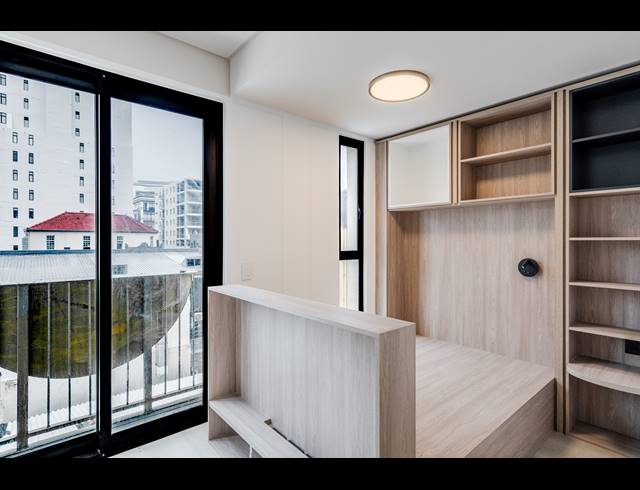 0.5 BEDROOM APARTMENT FOR SALE IN CAPE TOWN CITY CENTRE